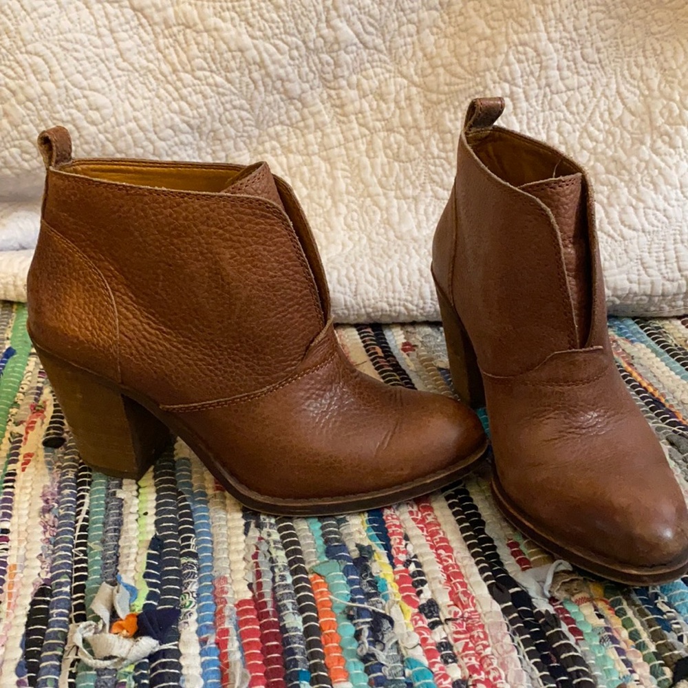 Lucky Brand booties